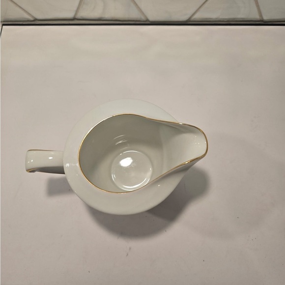 Vintage Sango Fine China Japan ‘Belaire’ Creamer Mid Century Gold Trim - Picture 2 of 4